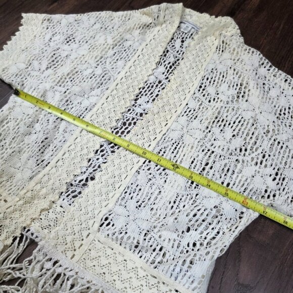 American Eagle Outfitters Cream Lace Open-Front Kimono Cardigan with Fringe - Picture 4 of 7